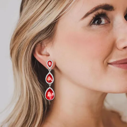 Vista 9 de EleQueen Pendientes de cristal austriaco en tono dorado para mujer, forma de pera de 2.5 pulgadas, color esmeralda