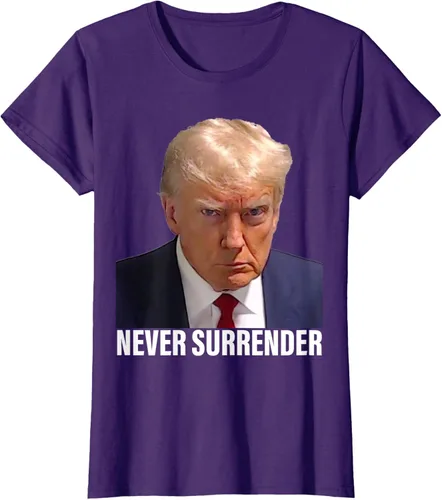 Vista 12 de Camiseta Pro Trump Mugshot Never Surrender para hombre y mujer, Negro