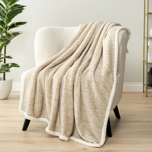 Vista 19 de PAVILIA Premium Manta de vellón sherpa de Navidad regalo de decoración navideña, afelpada, cálida y acogedora, de microfibra y reversible, para Pan