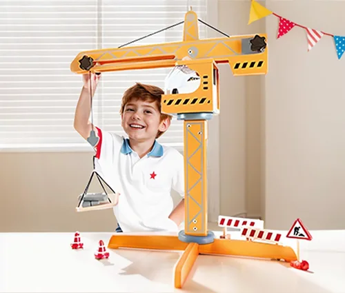Vista 3 de Grúa de madera para niños de Hape