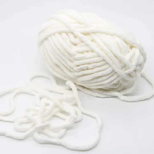 Vista 3 de NICEEC 3 Skeins - Hilo de felpilla suave para ganchillo y tejido, total de 10.6 onzas, color blanco