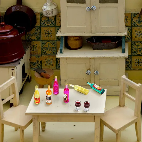 Vista 6 de Sumind 18 copas de vino en miniatura, mini botellas de champán para casa