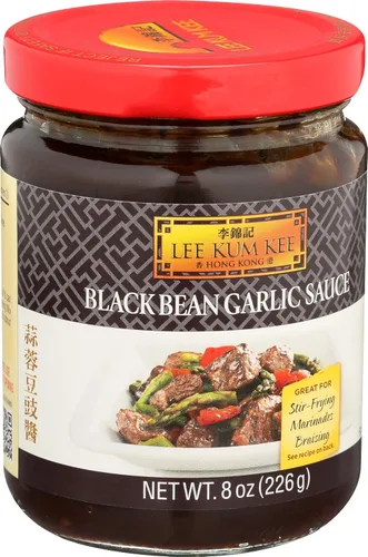 Vista 3 de Salsa de ajo negro Lee Kum Kee: ahorra en cantidad, de 6 a 24 paquetes de 8 onzas cada uno
