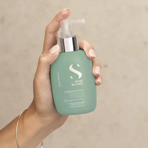 Vista 3 de Alfaparf Milano Semi Di Lino Scalp Renew - Tónico energizante para adelgazar el cabello, fortalece, re-densifica y estimula la fibra capilar