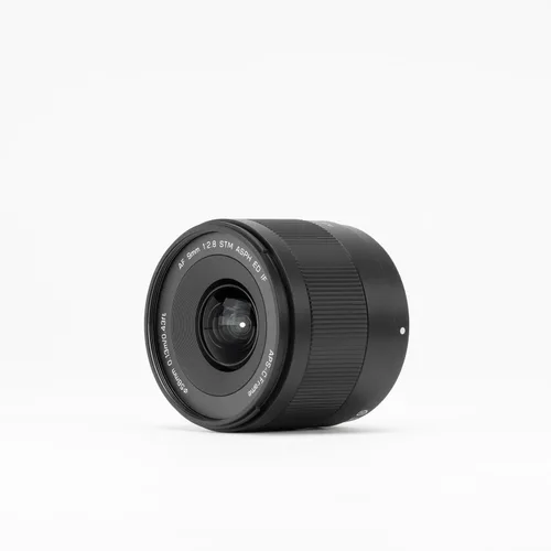 Vista 3 de VILTROX 9mm F2.8 lente E-Mount APS-C para Sony, lente Prime ultra gran angular con enfoque automático para cámaras Sony E-Mount FX30 ZV-E10 ZV-E10II