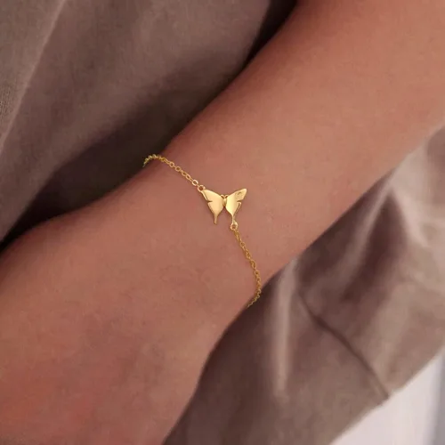 Vista 6 de BRIJEWLIC Butterfly Bracelet Gold Bracelets for Women, 14K Gold Plated Butterfly Cute Bracelets Initial Bracelets for Women Teen Girls Gifts Gold