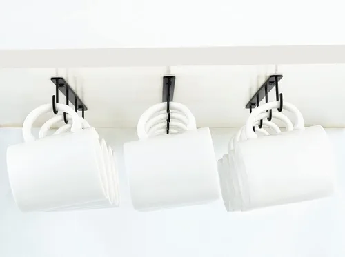 Vista 4 de Mkono Juego de Colgadores de Tazas Bajo Gabinete de 3 Ganchos de Metal para Tazas Soporte para Tazas de Café con 12 Ganchos Organizador Simple