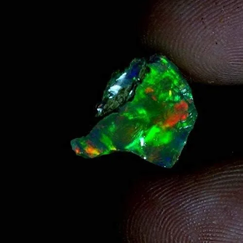Vista 2 de Anillo de ópalo negro Aurora - Ópalo crudo grande, verde esmeralda, 2.70 unidades, etíope natural, fuego múltiple, 0.433x0.512x0.197 in, SM17-18