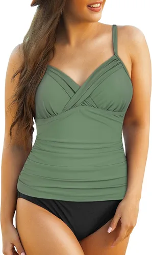 Vista 2 de Tankini para mujer, cuello en V, parte superior de natación fruncida con control de abdomen verde claro (Light Army Green)