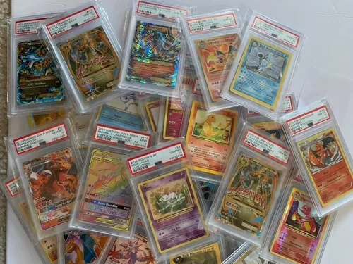 Vista 4 de Una tarjeta de Pokémon encapsulada y autenticada con calificación PSA al azar (perfecta para exhibición)