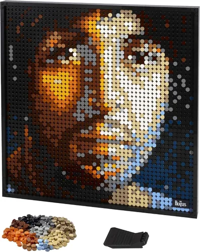 Vista 2 de LEGO Art The Beatles 31198 Kit de construcción coleccionable; un juego de arte inspirador para adultos que fomenta la construcción creativa y es un