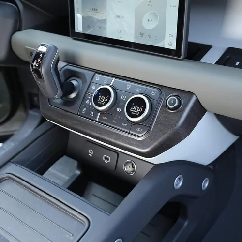 Vista 3 de Marco de botón de modo de aire acondicionado con control central ABS para Land Rover Defender 110 2020 Accesorios de coche (grano de madera de roble)