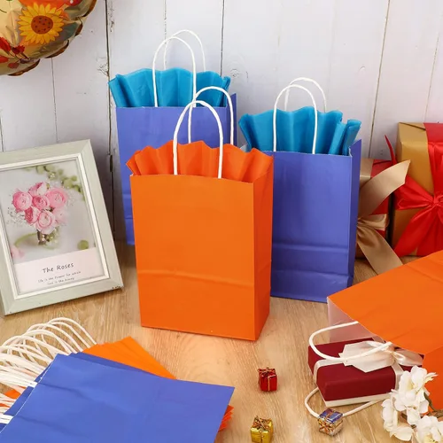 Vista 7 de Fumete Paquete de 24 bolsas de regalo de papel kraft con papel de pañuelo, coloridas bolsas de recuerdo de fiesta con asas para fiesta de guerra