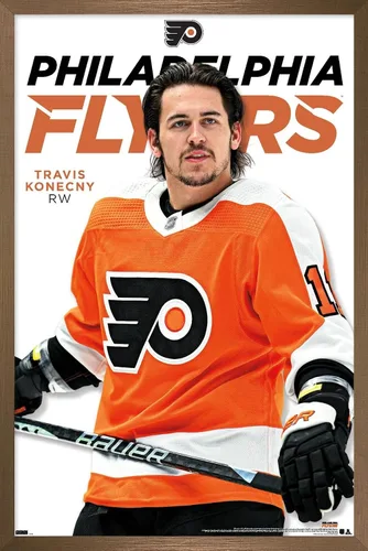 Vista 16 de Trends International Póster de pared de la NHL Philadelphia Flyers - Travis Konecny Feature Series 23 Versión enmarcada de caoba