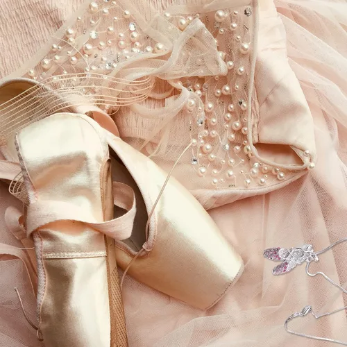 Vista 3 de Spinningdaisy Collar de zapatilla de ballet de cristal rosa plateado plateado, Latón