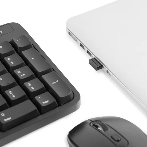 Vista 8 de Amazon Basics Combo ergonómico de teclado y mouse inalámbricos para un uso cómodo de PC y portátil, USB de 2.4 GHz, color negro