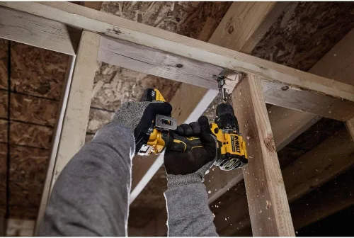 Vista 5 de DEWALT DCD799B 20V MAX* ATOMIC COMPACT SERIES Taladro martillo inalámbrico de iones de litio sin escobillas de 1/2 pulgadas (solo herramienta)