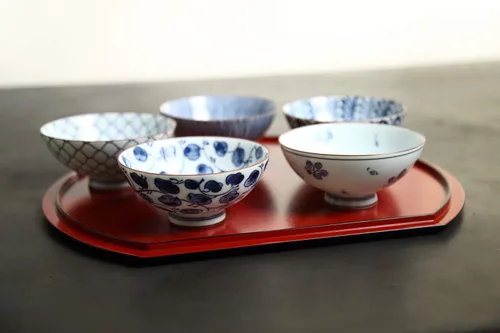 Vista 7 de ese Pottery Set – Cuencos de arroz tradicionales – Cuencos asiáticos azules y blancos – Pintados a mano – Cerámica premium – Juego de 5 cuencos
