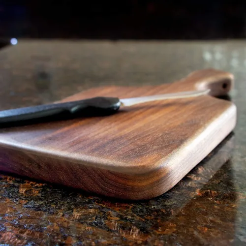 Vista 2 de Brazos Home Tabla de cortar de madera de nogal oscuro para cocina, sazonada, tabla de cortar, tabla de queso de madera, bandeja de charcutería