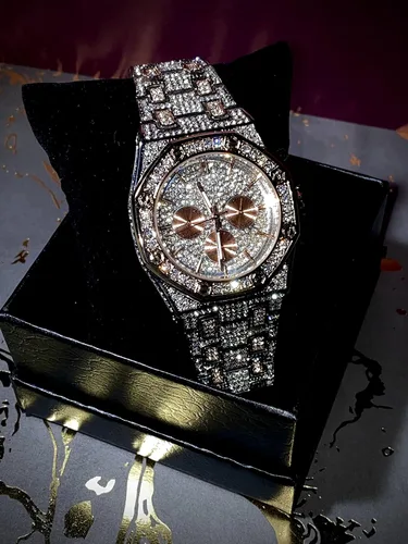Vista 5 de Reloj de pulsera hexagonal con esfera dorada de 2 tonos para hombre y mujer, pulsera de lujo con diamantes de circonita cúbica, reloj de esfera