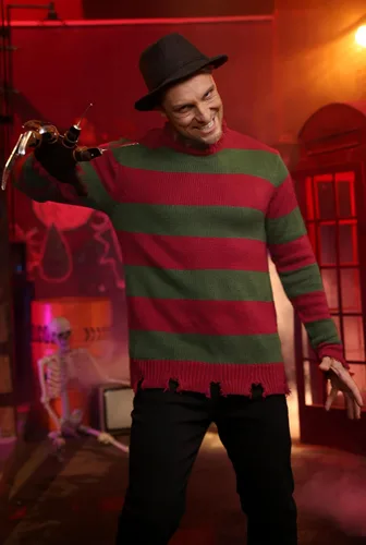 Vista 7 de Arvilhill 3 piezas de disfraz de Halloween para hombre, suéter y sombrero, trajes de pesadilla (S-3XL) Loose Fit Striped Sweater, Realistic Claw