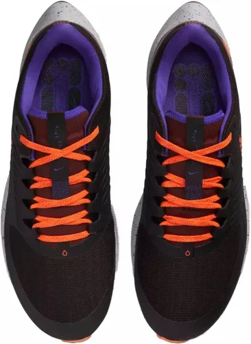 Vista 4 de NIKE Tenis para hombre, Negro Naranja Total Naranja Bronce Eclipse Indigo Burst Gris Niebla