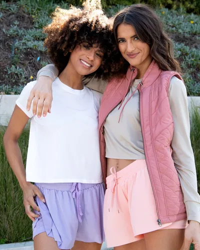 Vista 4 de Paquete de 4 pantalones cortos para correr para mujer, con volantes, para gimnasio, yoga, entrenamiento, verano (disponible en tallas extragrandes)