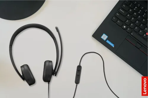Vista 7 de Lenovo 115 Auriculares con cable estéreo USB-A/USB-C – Ligeros, con cancelación de ruido, caja de control en línea, adaptador USB-A a USB-C, diseño