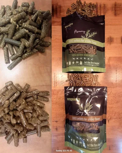 Vista 4 de SMOKRITE: Pellets de madera de hojas de laurel para parrillas ahumadoras, pellets de madera dura 100% natural para parrillas al aire libre, ahumar