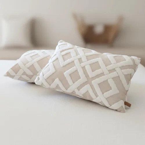 Vista 7 de HAMUR HOME Paquete de 2 fundas de almohada decorativas cuadradas, juego de fundas de cojín con aspecto perforado para sofá, dormitorio, sala de Beige