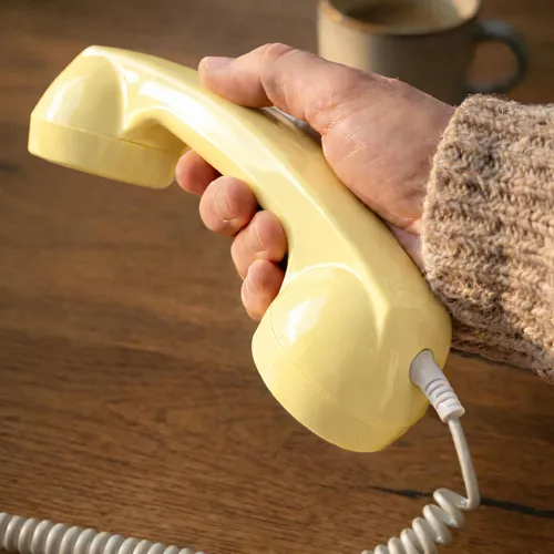 Vista 3 de Opis Technology Auricular de teléfono micro retro de los años 60 para iPhone 7-14 (paquete Lightning), receptor con cable con enchufe de 0.138 in