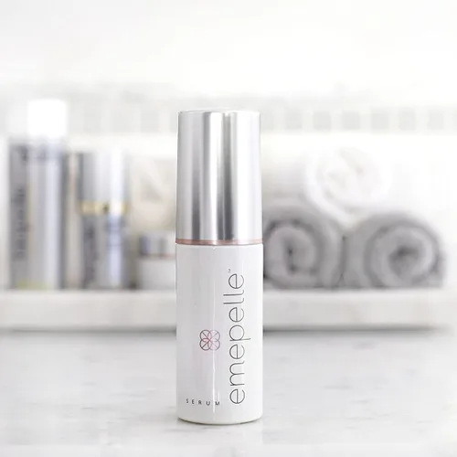 Vista 4 de Emepelle Suero facial con tecnología MEP, suero iluminador y ultra hidratante para piel envejecida con antioxidantes, ácido hialurónico y péptidos