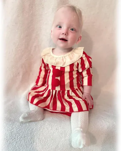 Vista 3 de HINTINA Conjunto de mameluco de Halloween para bebé recién nacida con calcetines
