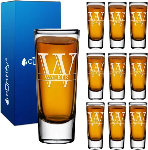 Vista 78 de Vaso de chupito personalizado con fondo negro personalizado de 2 oz, vasos de chupito cordiales con inicial y nombre en script dividido