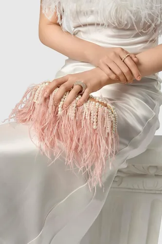 Vista 6 de BABEYOND Bolso de mano de plumas de avestruz para mujer, bolso de noche con perlas, bolso de hombro para fiesta de los años 20, baile de graduación