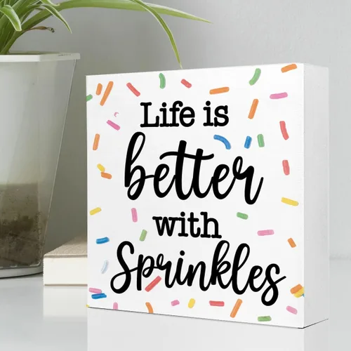 Vista 3 de Letrero de madera con texto en inglés "Life with Sprinkles", decoración de casa de muñecas, divertido letrero de madera para panadería, guardería