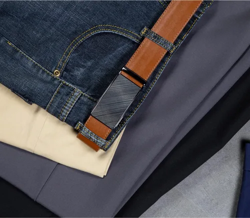 Vista 6 de Founders & C Cinturón para hombre, 2 unidades, vestido de cuero con trinquete con hebilla deslizante de 1 38 pulgadas en caja de regalo