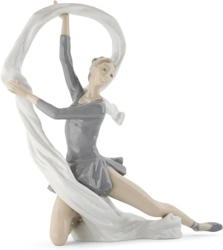 Vista 3 de NAO Bailarina con velo. Figura de bailarina de porcelana.