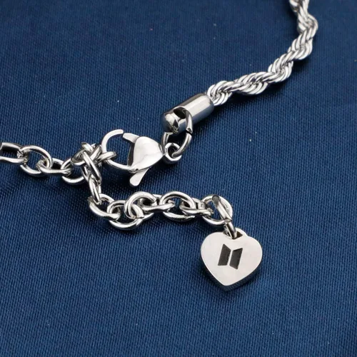 Vista 4 de Eigso KPOP Bangtan Boys Bracelet Love Yourself Chain Bracelet SUGA JIN JIMIN V JHOPE RM JK KPOP Army Fans Gifts KPOP Army Korean Group ARMY Gift