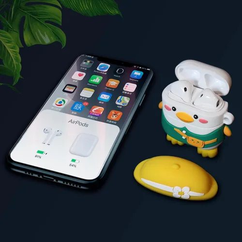 Vista 2 de Funda de silicona suave compatible con Apple AirPods 1 y 2, 3D de dibujos animados, a prueba de golpes, funda protectora para auriculares (blanco)