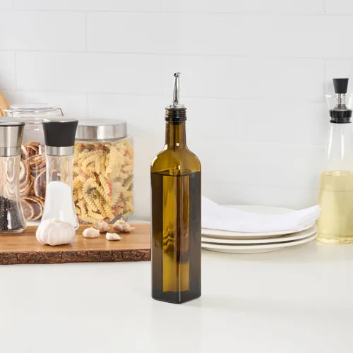 Vista 7 de Restaurantware-Chef 101 Dispensador de aceite de oliva de 16.9 onzas, 1 botella dispensadora de aceite de cocina, con vertedor de acero inoxidable
