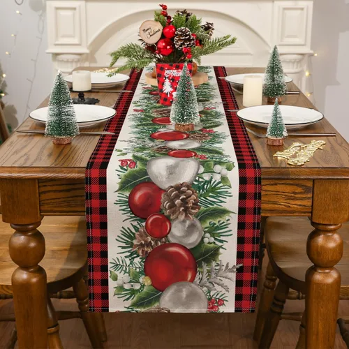 Vista 2 de Siilues Camino de mesa de Navidad, decoración de bolas de Navidad a cuadros, camino de Navidad para mesa, decoración de invierno de temporada