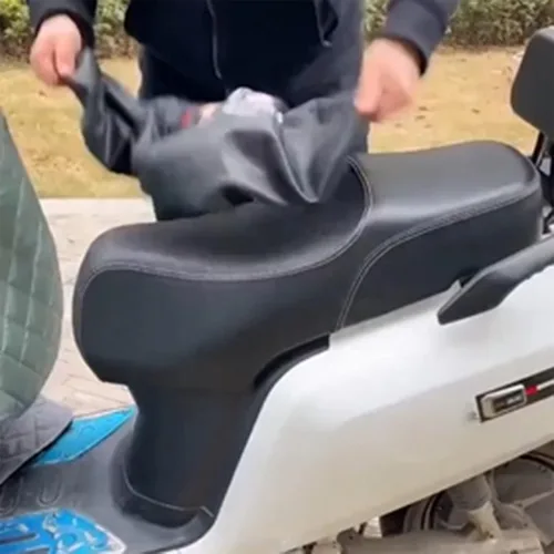Vista 2 de Funda de asiento de motocicleta universal para asiento de motocicleta, funda de cojín de cuero impermeable, funda de cojín para asiento de scooter