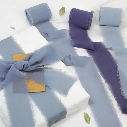Vista 2 de Cinta de gasa de seda con flecos de 1-1/2 pulgadas x 16.5 yardas, 3 rollos de cintas hechas a mano para envoltura de regalos, invitaciones de boda