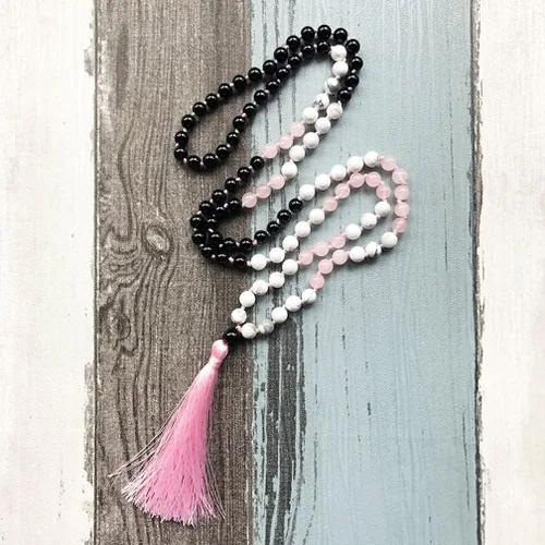 Vista 5 de Balance Mind & Spirit 108 Japa Mala Collar Real Piedras Semipreciosas Ónix Cuarzo Rosa Howlita Turquesa, Anudado a mano Rosa Borla Yoga Meditación