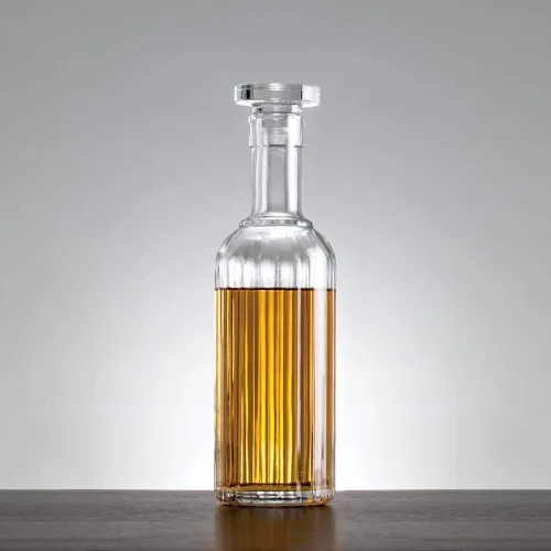 Vista 3 de Luigi Bormioli Bach Spirits - Botella con tapón de vidrio, 23.75 onzas, transparente