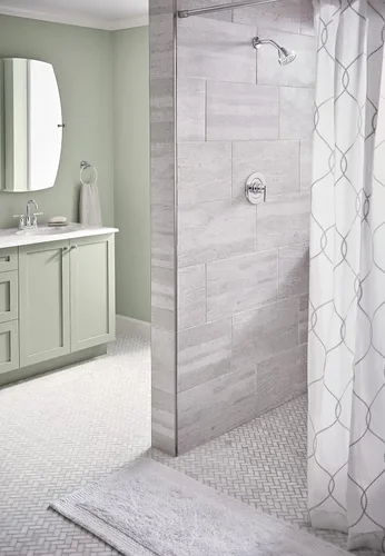Vista 7 de Grifo de baño moderno Moen Gibson cromado de arco alto con dos manijas de montaje central con conjunto de desagüe, 6150