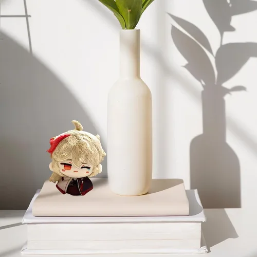 Vista 4 de CALEMBOU Llavero de peluche de anime para mochila, figura de felpa de Chibi de 4 pulgadas, peluche de Al Haitham Kaveh Kazuha para fanáticos (kazuha)