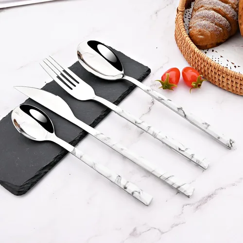 Vista 4 de Juego de cubiertos de 24 piezas de cubiertos de imitación de mármol blanco con soporte, cubiertos de acero inoxidable para 6, utensilios de comer