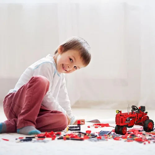 Vista 2 de Juego de bloques de construcción clásicos de tractor de granja 1/12, diversión sin fin para niños con una colección de juguetes de tractor